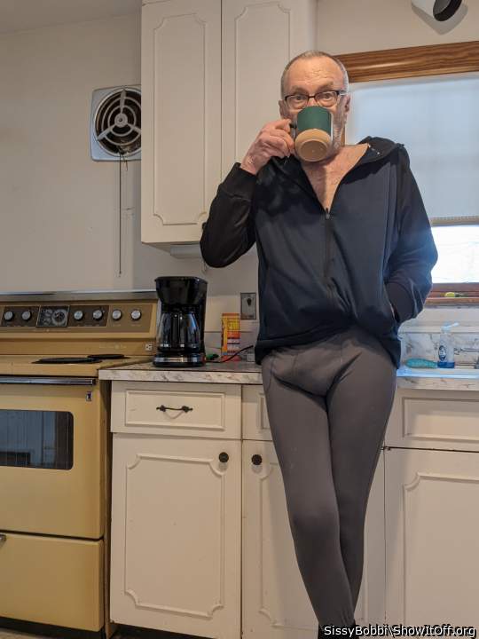 .
  
You're a VERY sexy guy! 
Nice bulge in your pants! 
