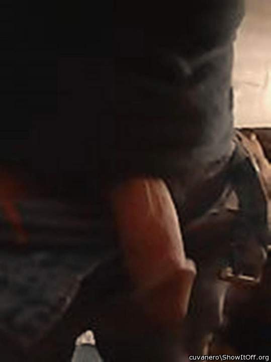 Adult image from cuvanero