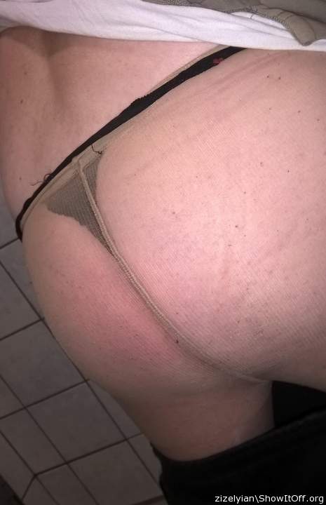 Adult image from zizelyian