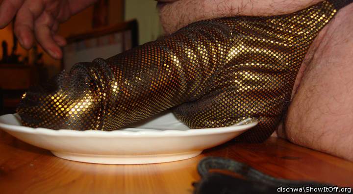 Adult image from dischwa