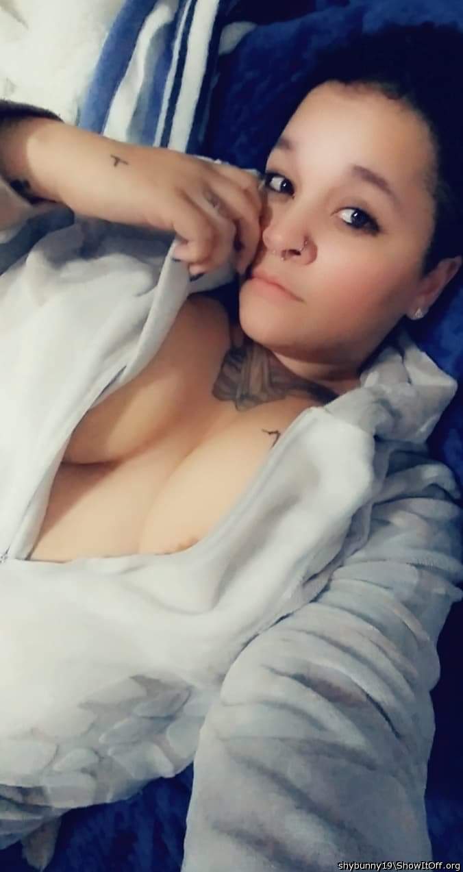 Adult image from shybunny19