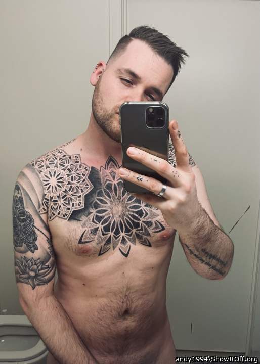 love the body art.  Suits you