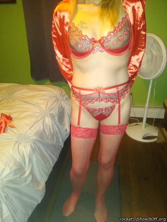 Oh ww! You look so amazing and so sexy