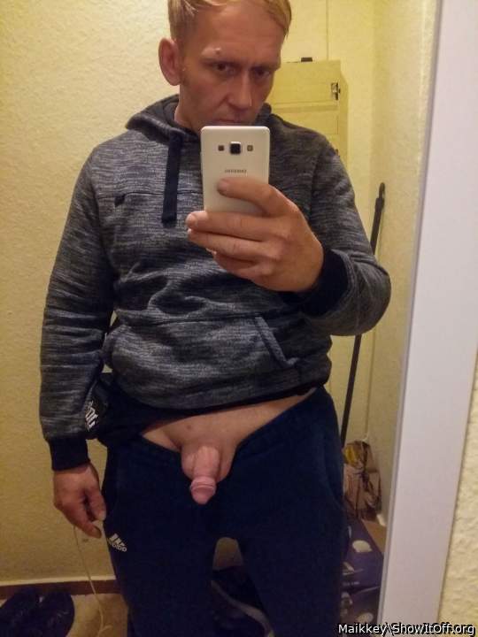 Adult image from Maikkey