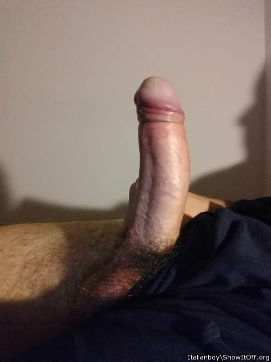 Adult image from ItalianBoy