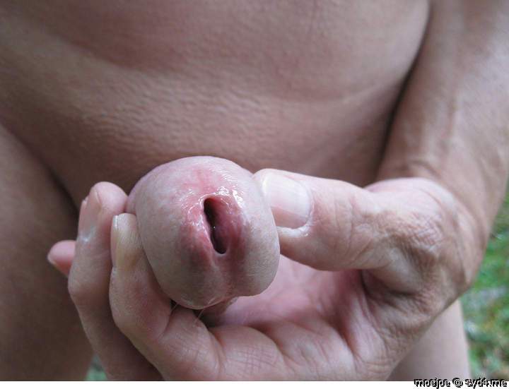 Outdoor masturbation....the cum tunnel...