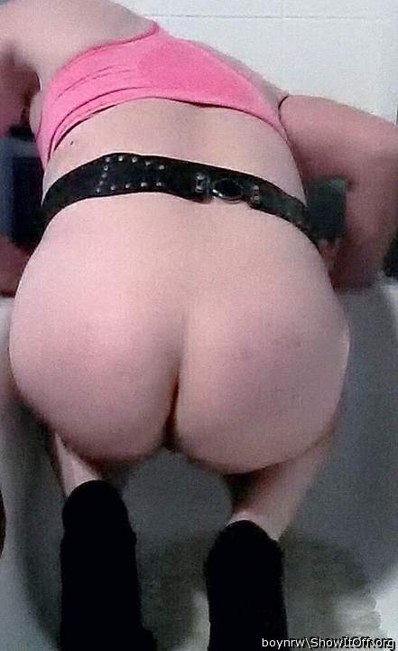 Adult image from boynrw