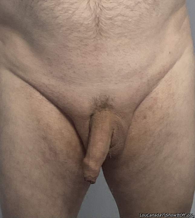 Mmmmm, delicious looking intact cock, may I have a taste ple