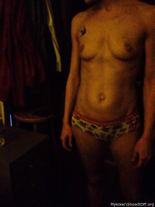 Adult image from Mylicker