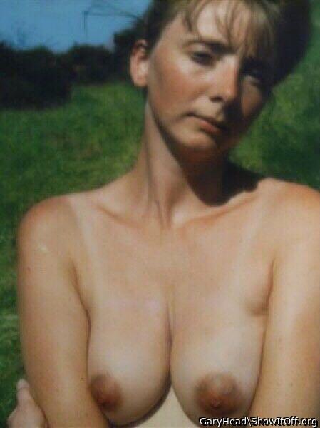 Adult image from GaryHead