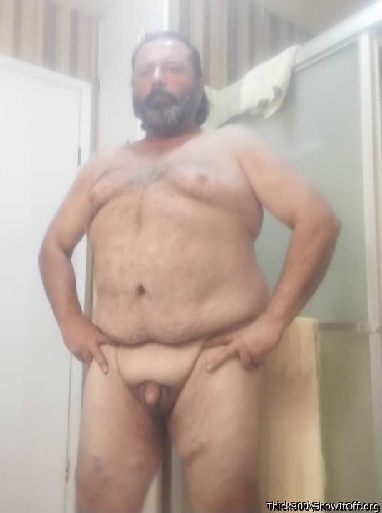 Looking.\\nFor someone to share and or partake , i\'m very open and I love 