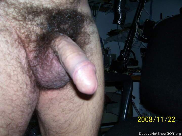Adult image from DoLoveMe