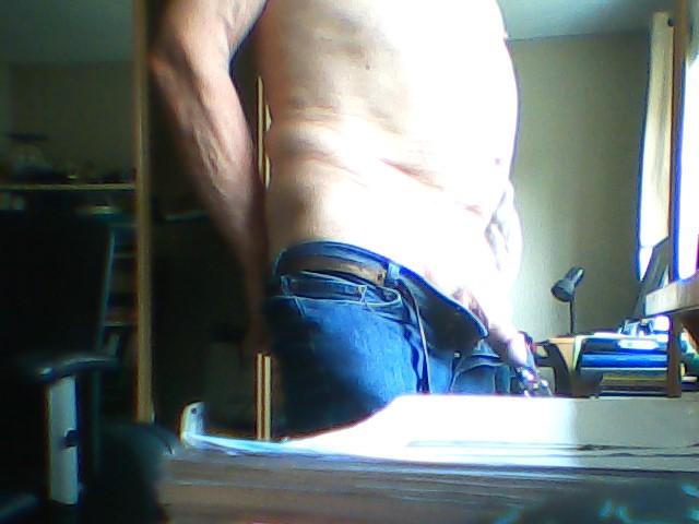 Adult image from SluttySarah069