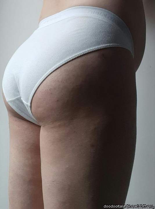 Adult image from doodooltala