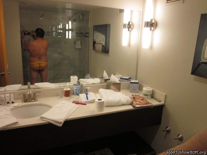 Adult image from ag691