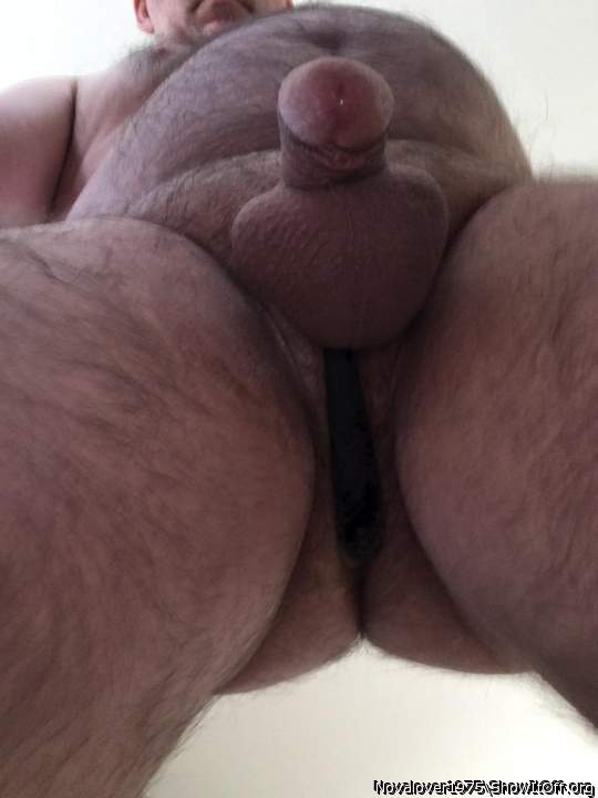 That is one nice view I love all the hair very sexy     
