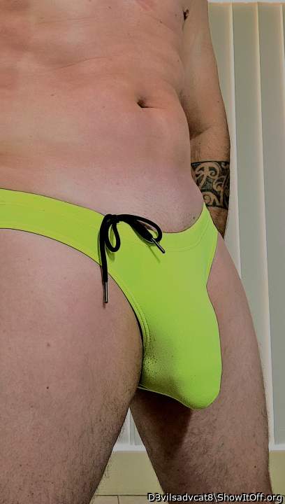 Adult image from D3vilsadvcat8