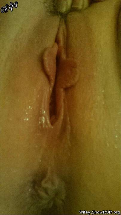 Tasty holes, love to taste your sweet nectar     