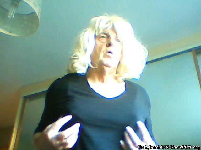 Adult image from SluttySarah069