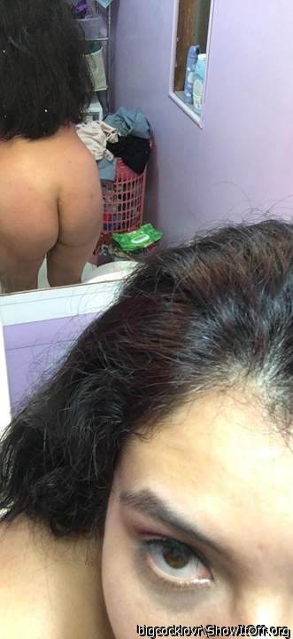 Booty photo bomb