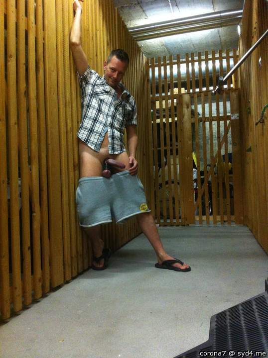 Adult image from corona7