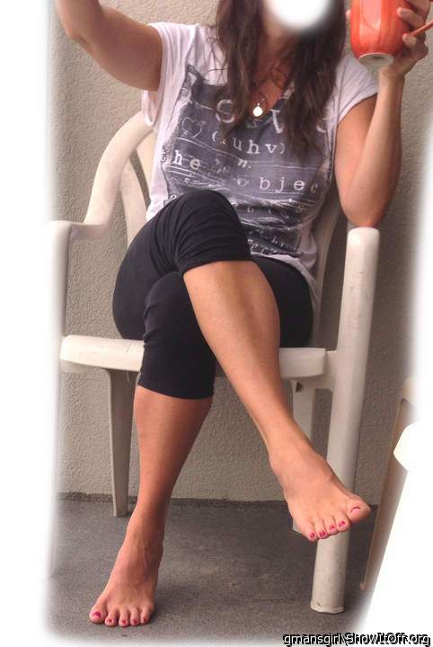 lots of requests for more feet, 2