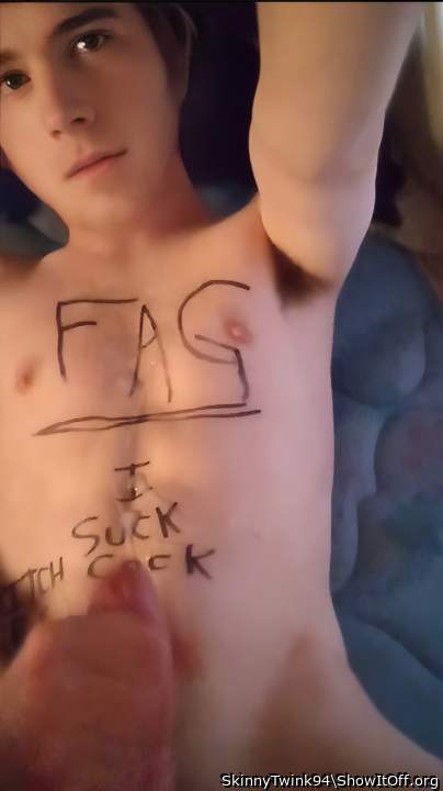 Adult image from SkinnyTwink94