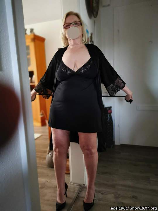 Adult image from edel1961