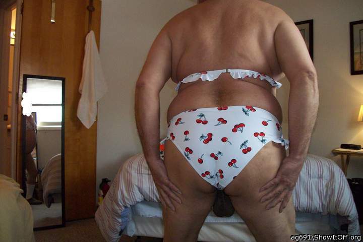 Adult image from ag691