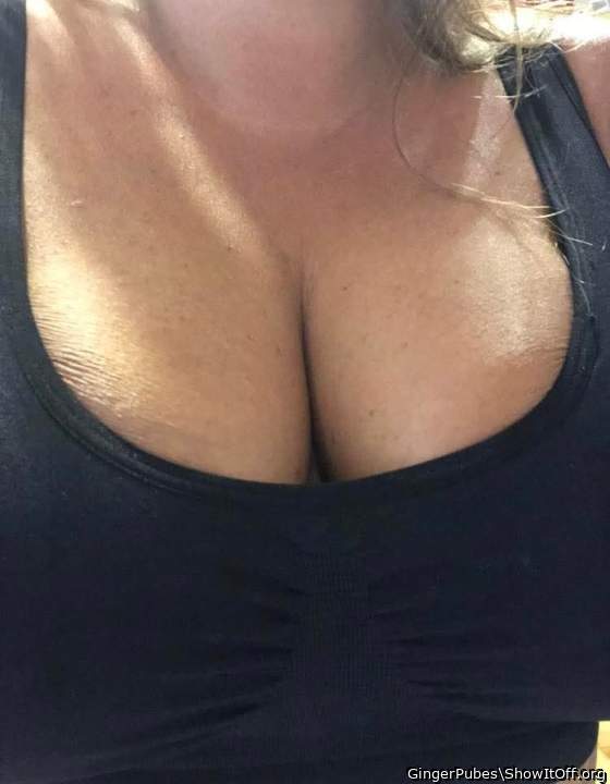 Adult image from GingerPubes