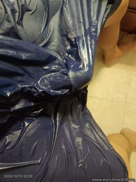 Adult image from edwardren
