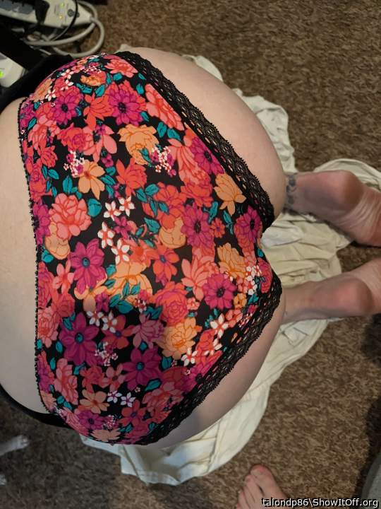 Nice undie 🤩