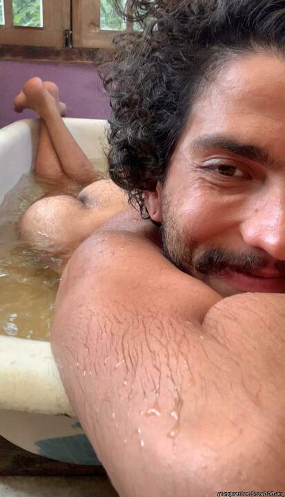 😍 yes please Splash in the bathtub I see you