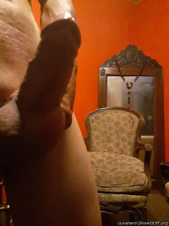 Adult image from cuvanero