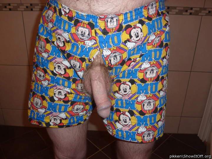 Adult image from pikken