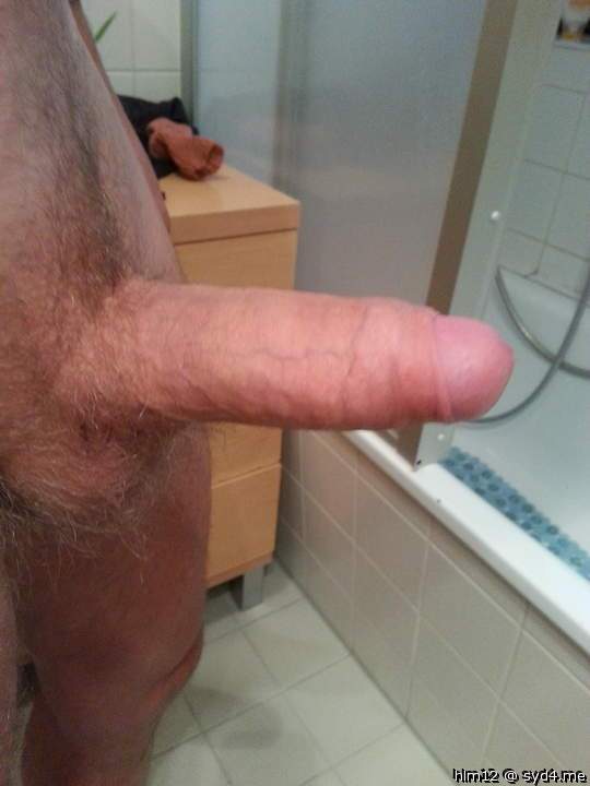 Adult image from hlm12