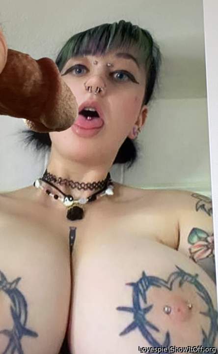 Adult image from Lovespie