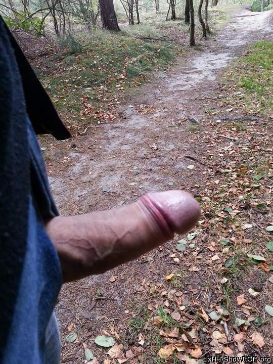 Hammer! W�rde dir gern mal im Wald ordentlich einen blasen!