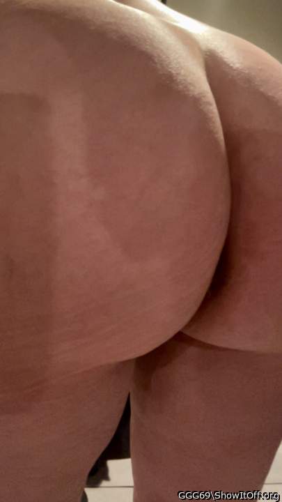 Adult image from GGG69