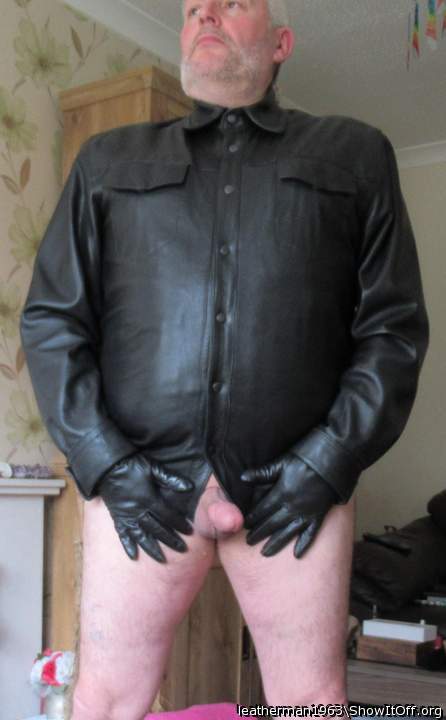 Adult image from leatherman1963