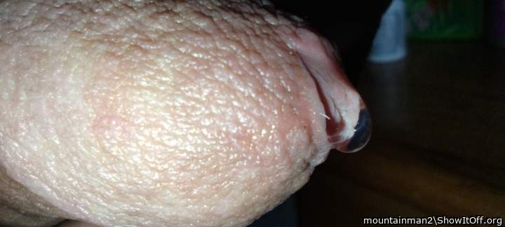 Precum clos up and personal