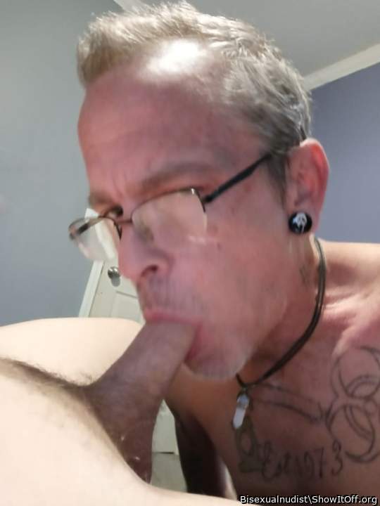 Woof!! So fuckin sexy hot. Me next�