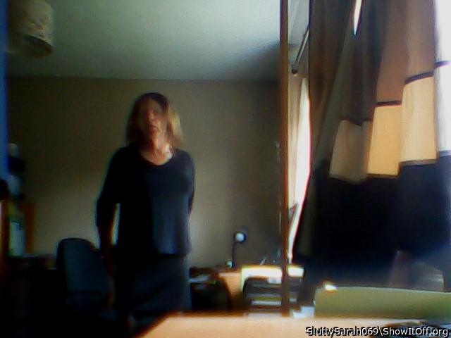 Adult image from SluttySarah069