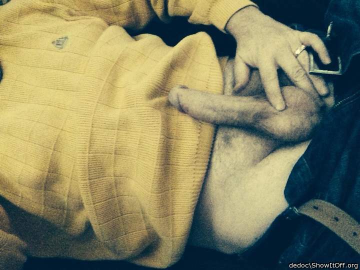 Adult image from dedoc