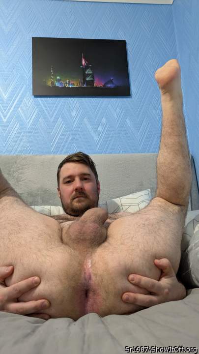 Showing some hole