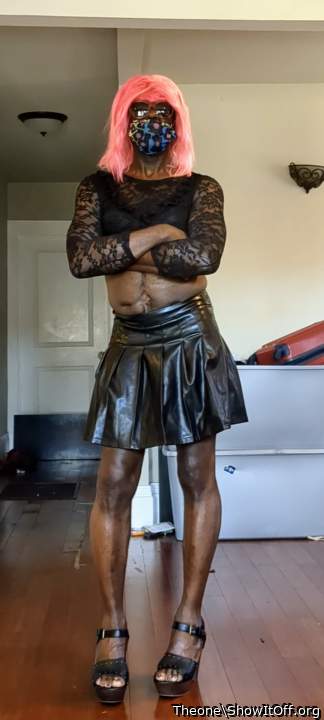 Come step into my dungeon and  see if u can handle a dominant punk