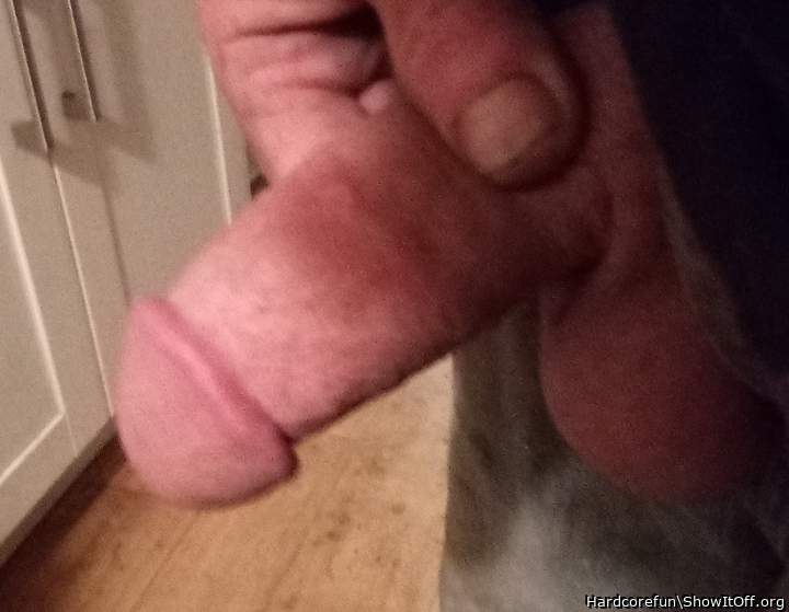 i would suck your exposed shaft