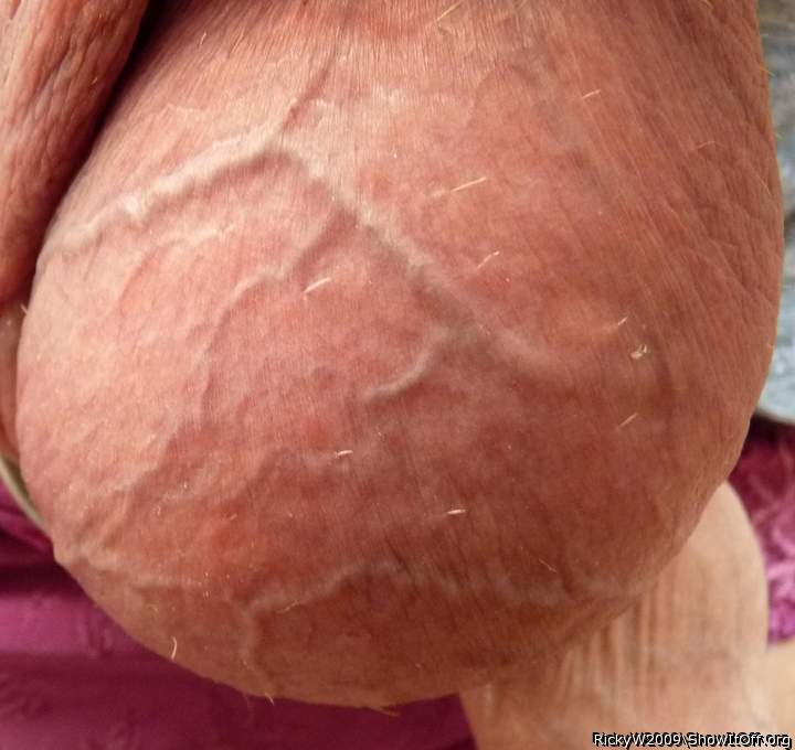 Adult image from RickyW2009