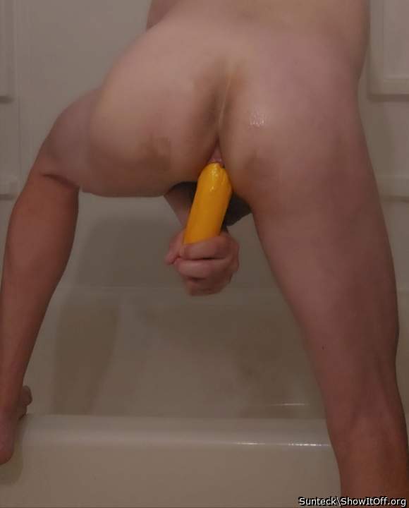 Adult image from Sunteck