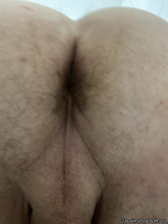 Pretty booty hole